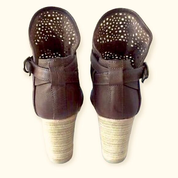 Latitude Femme Perforated Open Toe Brown Leather Strappy Ankle Booties Sz 40 - Picture 7 of 11